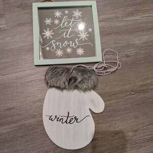 Winter Wall Art Set with Snowflake Frame and Mitten